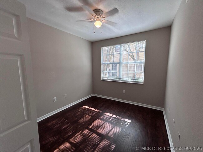 Building Photo - 15125 Michelangelo Blvd