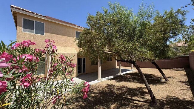 Building Photo - 6675 Coronado Crest Ave