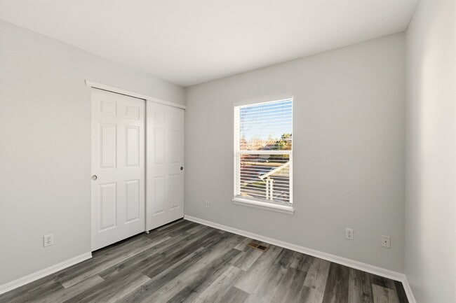 Building Photo - Beautiful Stroh Ranch 4 Bedroom, 2.5 Bath Home, Brand New Kitchen Appliances READY JUNE 5th