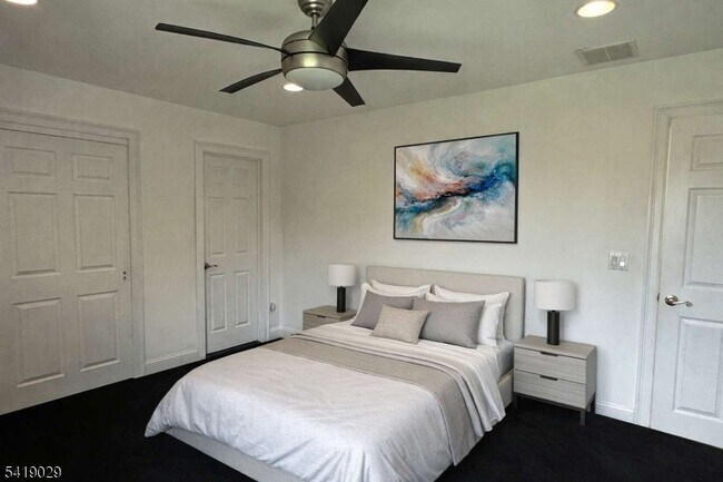 Building Photo - 104 Darren Dr