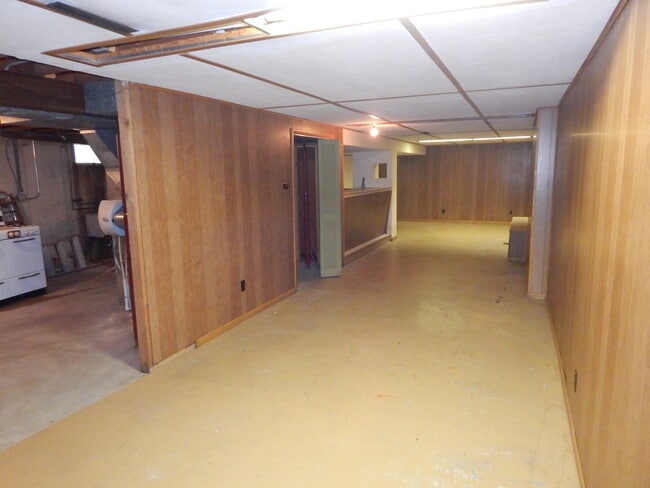 Building Photo - 1608 Martha Dr