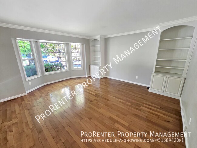 Building Photo - 2208 Kays Creek Dr