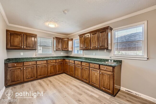Building Photo - 5 br, 2 bath House - 109 Jay Wood Dr UNIT