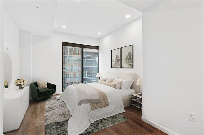 Building Photo - 1081 Juniper St NE