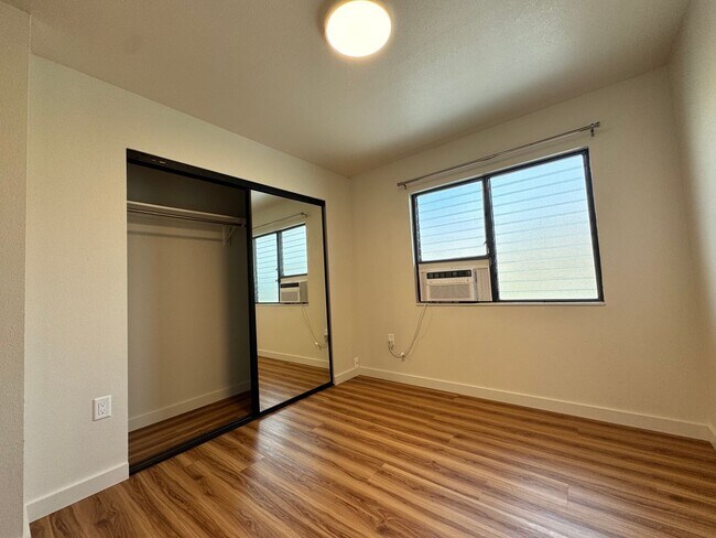 Building Photo - 98-660 Moanalua Loop 285