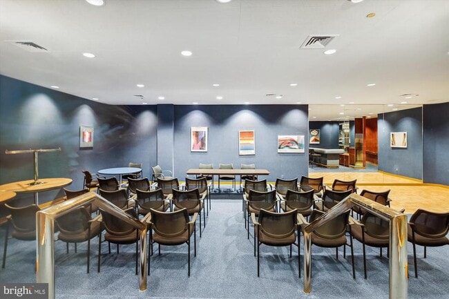 Building Photo - 1016 S Wayne St