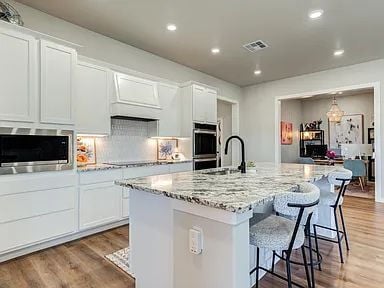 Building Photo - High-end 4 Bed, 3 Bath home in South Lubbock!