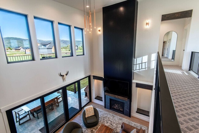 Building Photo - 1601 Jackrabbit Ln