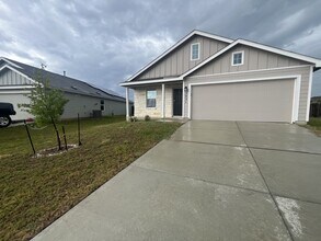 Building Photo - 3031 Shore Lark