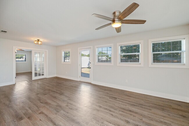 Building Photo - 235 Sotir St NW