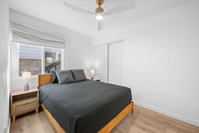 Building Photo - Newly remodeled and fully "furnished" 1 be...
