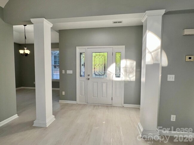 Building Photo - 185 McKendree Rd