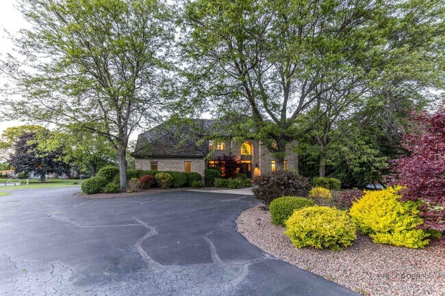 Building Photo - 5420 Belmont Ct