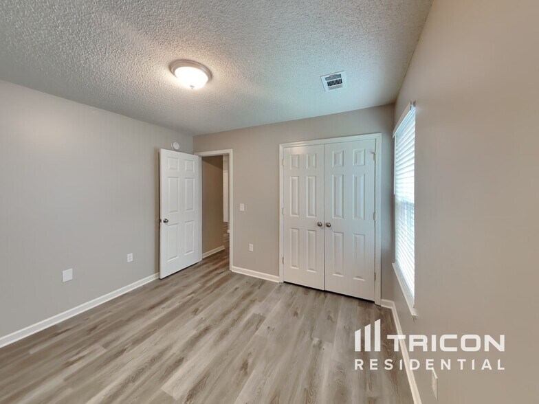 Building Photo - 4 Leyland Cypress Ct
