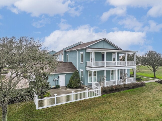 Building Photo - 64 Island Psg