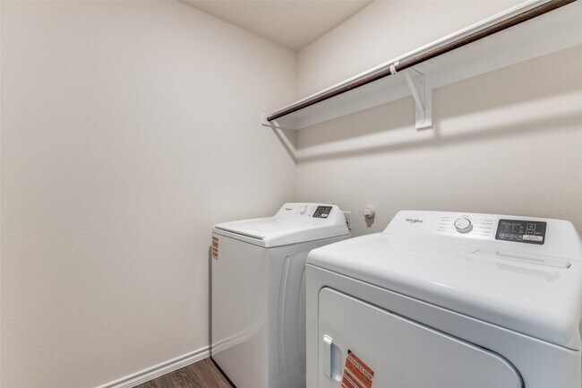 Building Photo - 4113 Turquoise Ave