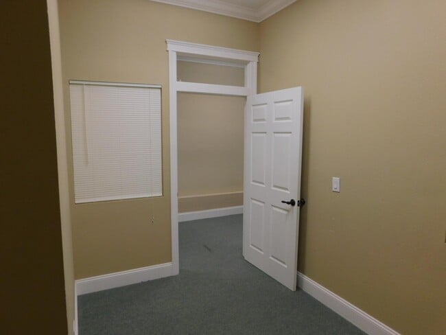 Building Photo - 101 H. St - 2