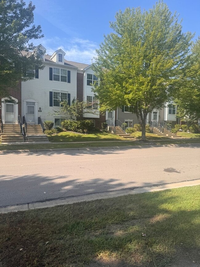 Building Photo - 13922 Ironstone Terrace NW