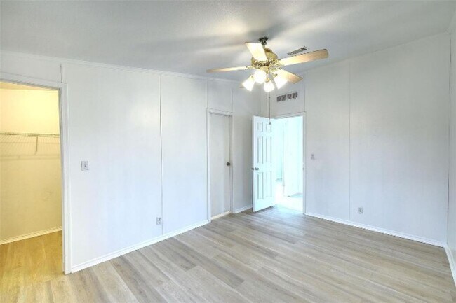 Building Photo - 132 Co Rd 247
