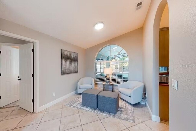 Building Photo - 102 Titan Dr