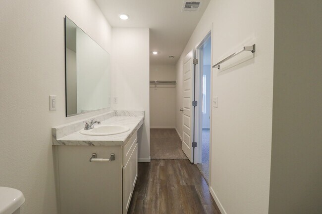 Building Photo - 3 Bed | 2 Bath | New Build in Bixby
