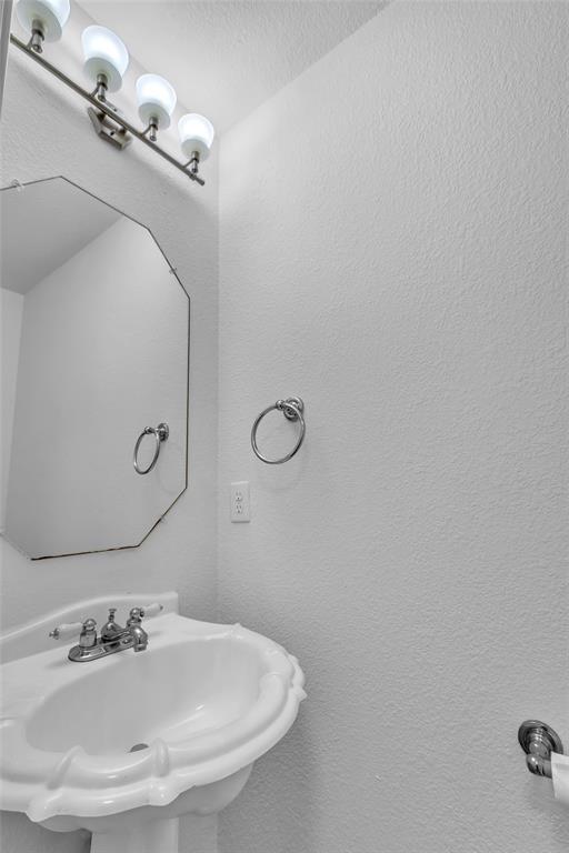 Building Photo - 1012 Traci Michelle Dr