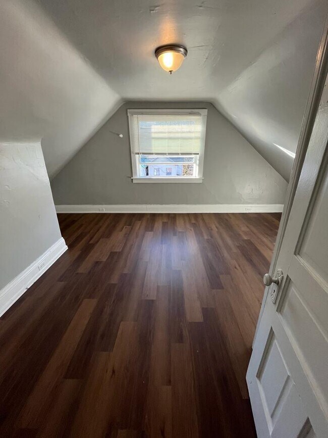 Building Photo - 3612 Dawson Ave