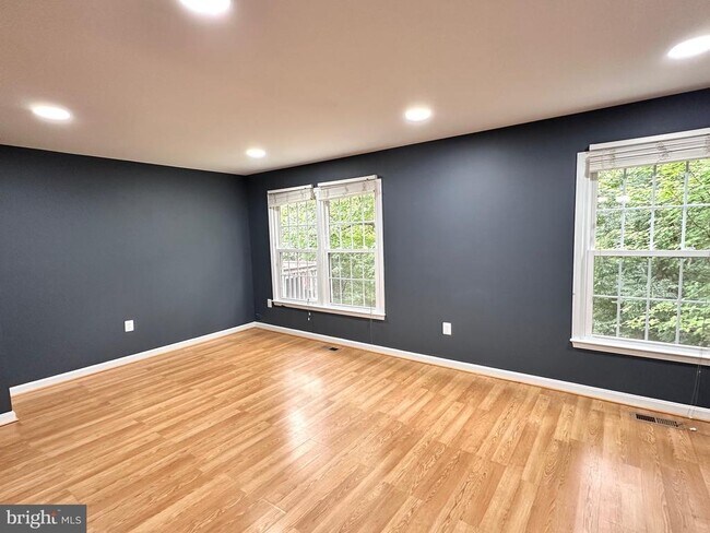 Building Photo - 7428 Erska Woods Court