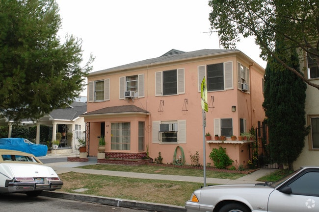 Building Photo - 214 E Lomita Ave