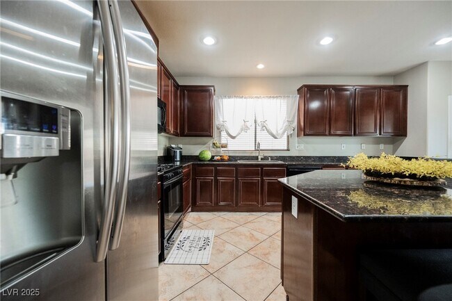 Building Photo - 6720 Song Sparrow Ct
