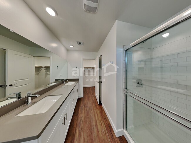 Building Photo - 6156 W Paseo Hilario