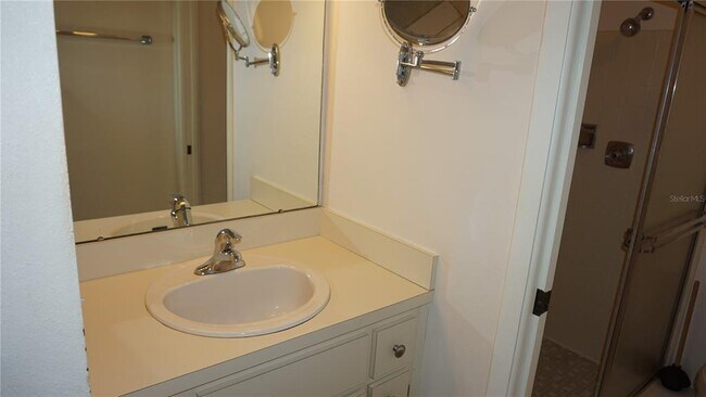 Building Photo - 12371 Dearborn Dr