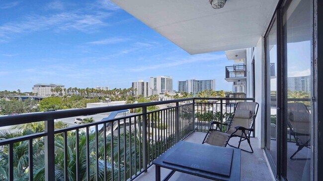 Building Photo - 3031 N Ocean Blvd
