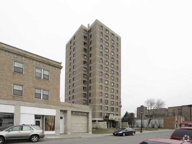 Building Photo - Franklin Towers