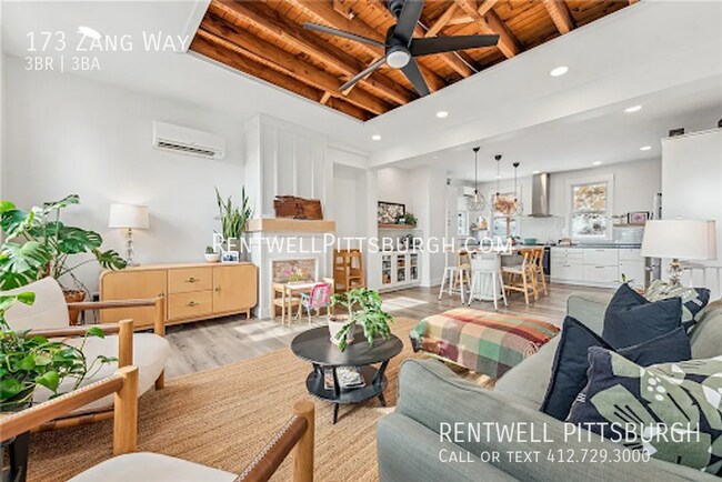 Building Photo - 173 Zang Way