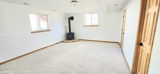 Building Photo - 56 Sheep Ridge Rd