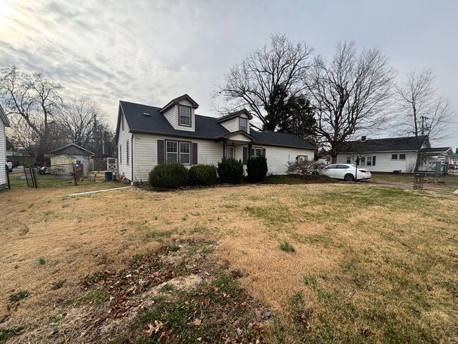 Building Photo - 2509 Covert Ave