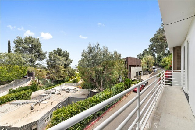 Building Photo - 1356 Summitridge Dr