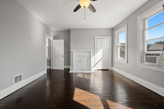 Building Photo - 3bed/1.5bath in Mt. Washington