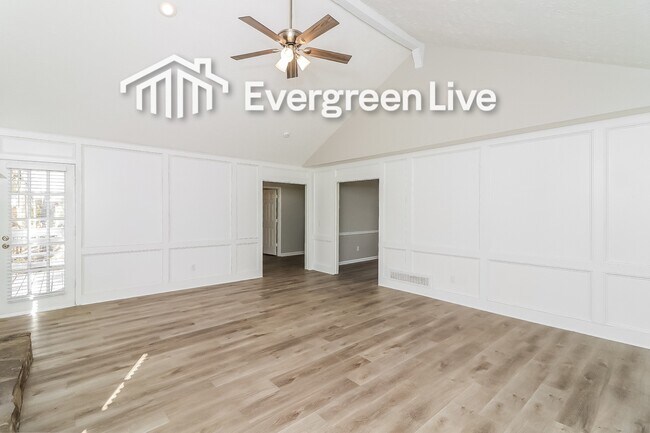 Building Photo - 5040 Waterford Dr SW