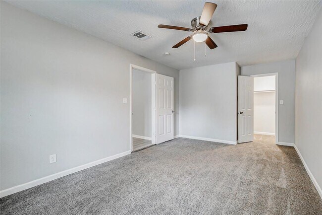 Building Photo - 5806 Westover St