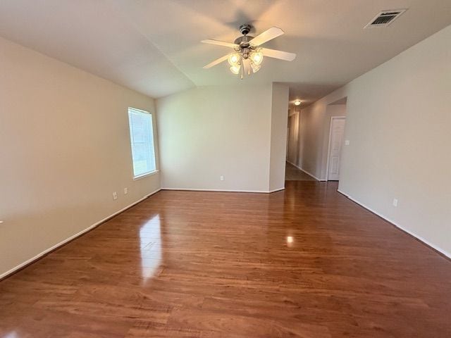 Building Photo - 914 Whitewing Ln