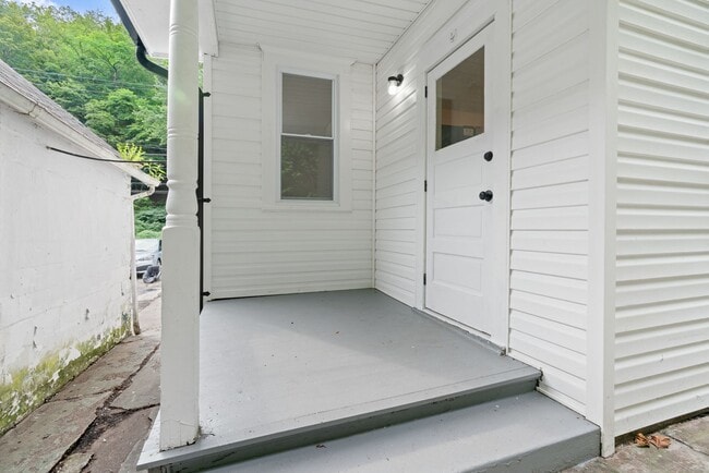 Building Photo - Charming 2 bedroom home in Turtle Creek av...