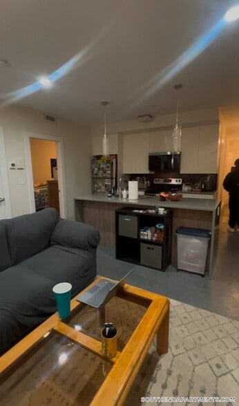 Building Photo - 659 Massachusetts Ave