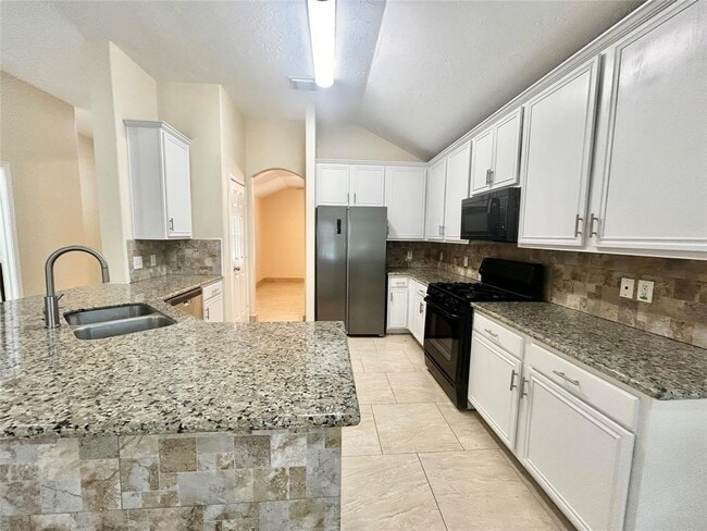Building Photo - 18235 Bonham Oaks Ct