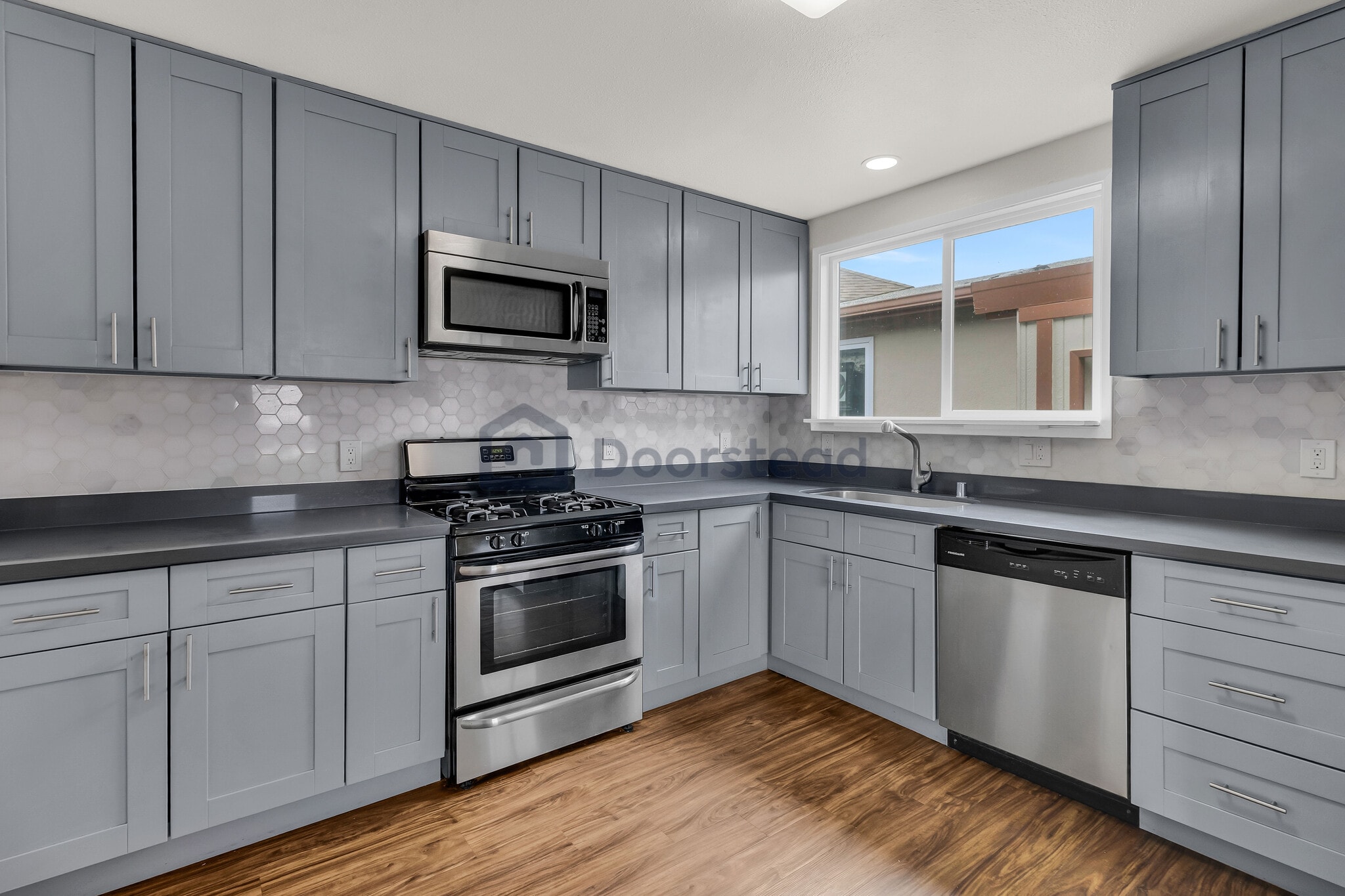 Building Photo - 85 Mira Vista Ct