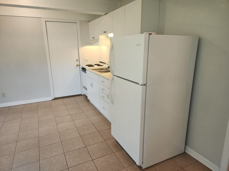 Building Photo - 5365 Van Buren Bay Ct