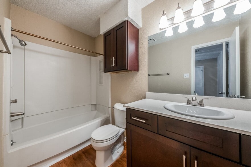 Building Photo - 6511 Melrose Trail