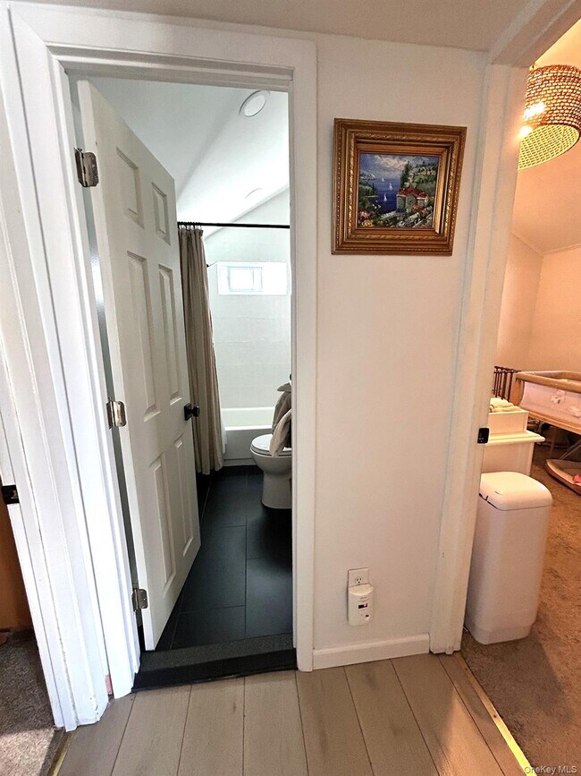 Building Photo - 800 S 6th St