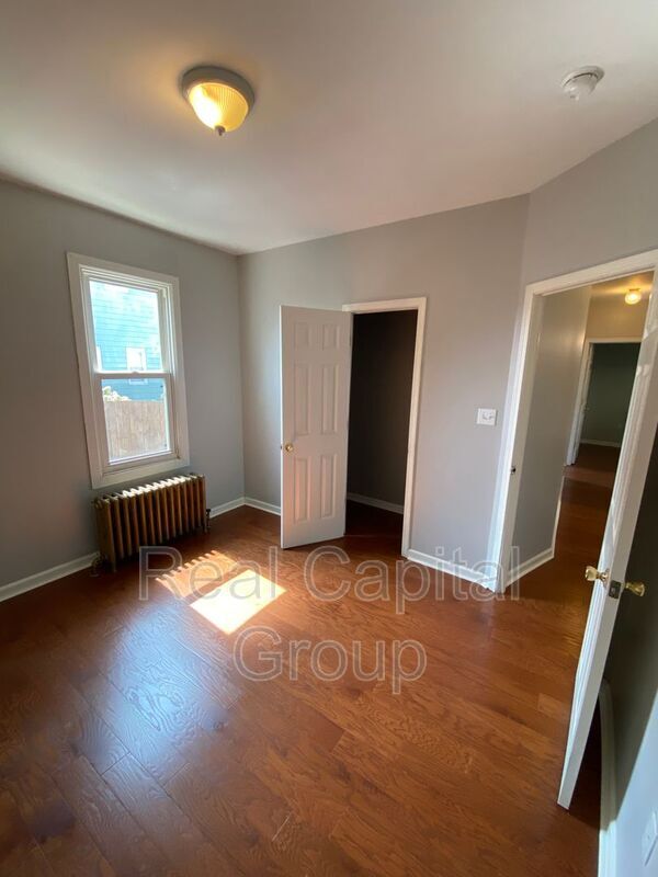 Building Photo - 41 Pleasant Pkwy